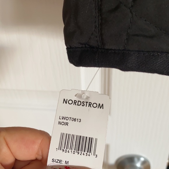 Frame Unisex Black Quilted Jacket! - Picture 5 of 7